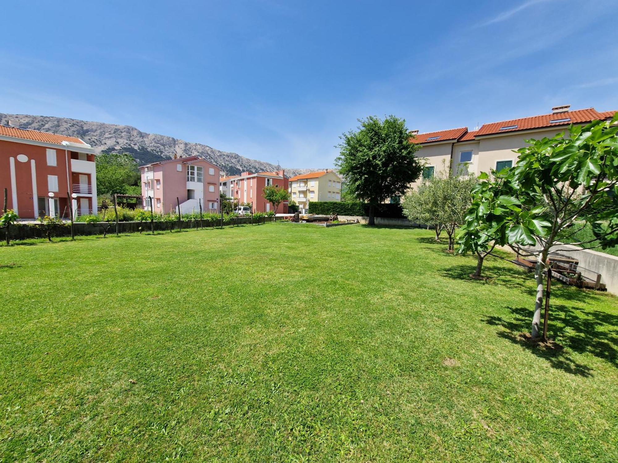 Apartments Josipa Baška Екстериор снимка