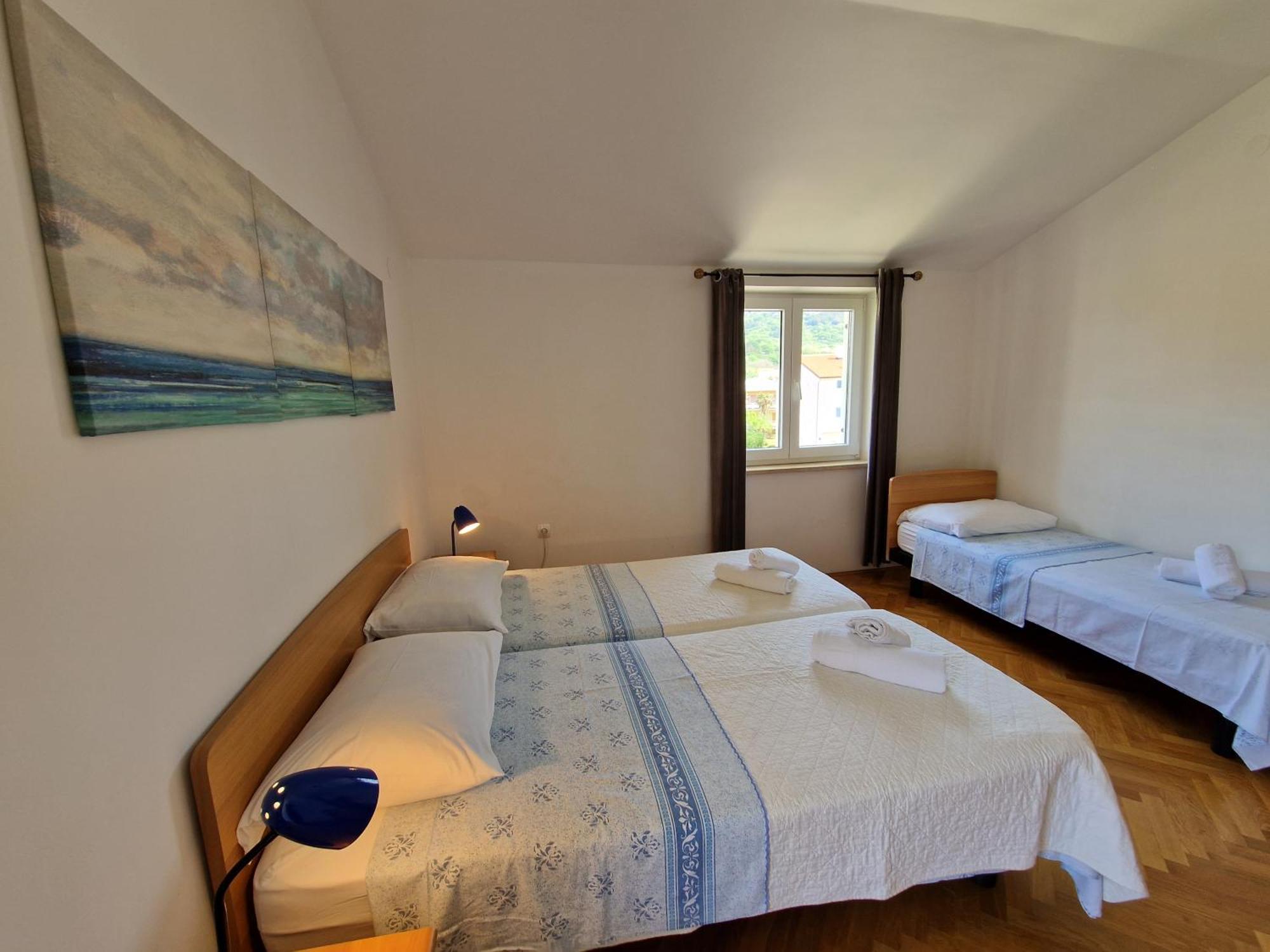 Apartments Josipa Baška Екстериор снимка