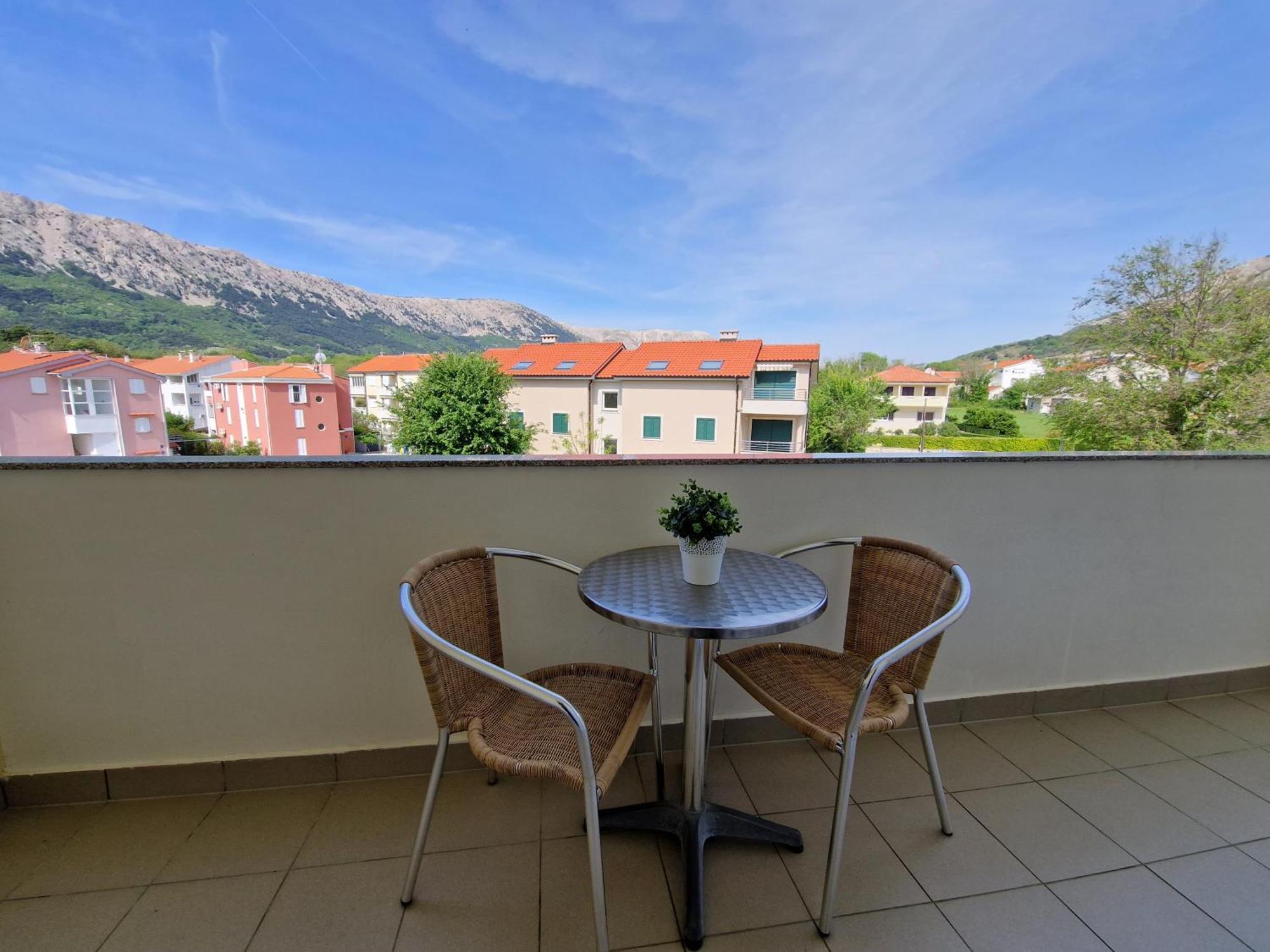 Apartments Josipa Baška Екстериор снимка