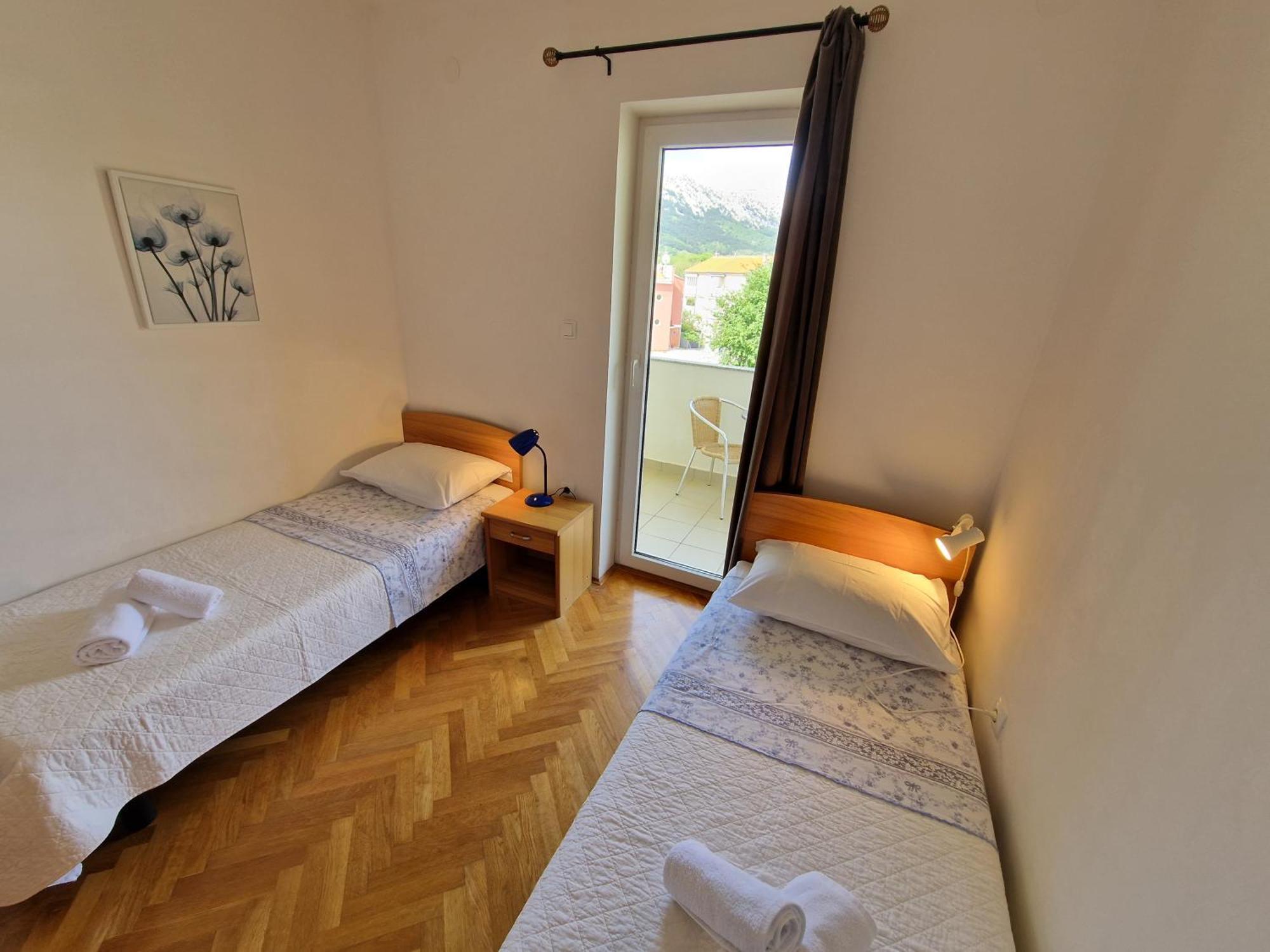 Apartments Josipa Baška Екстериор снимка