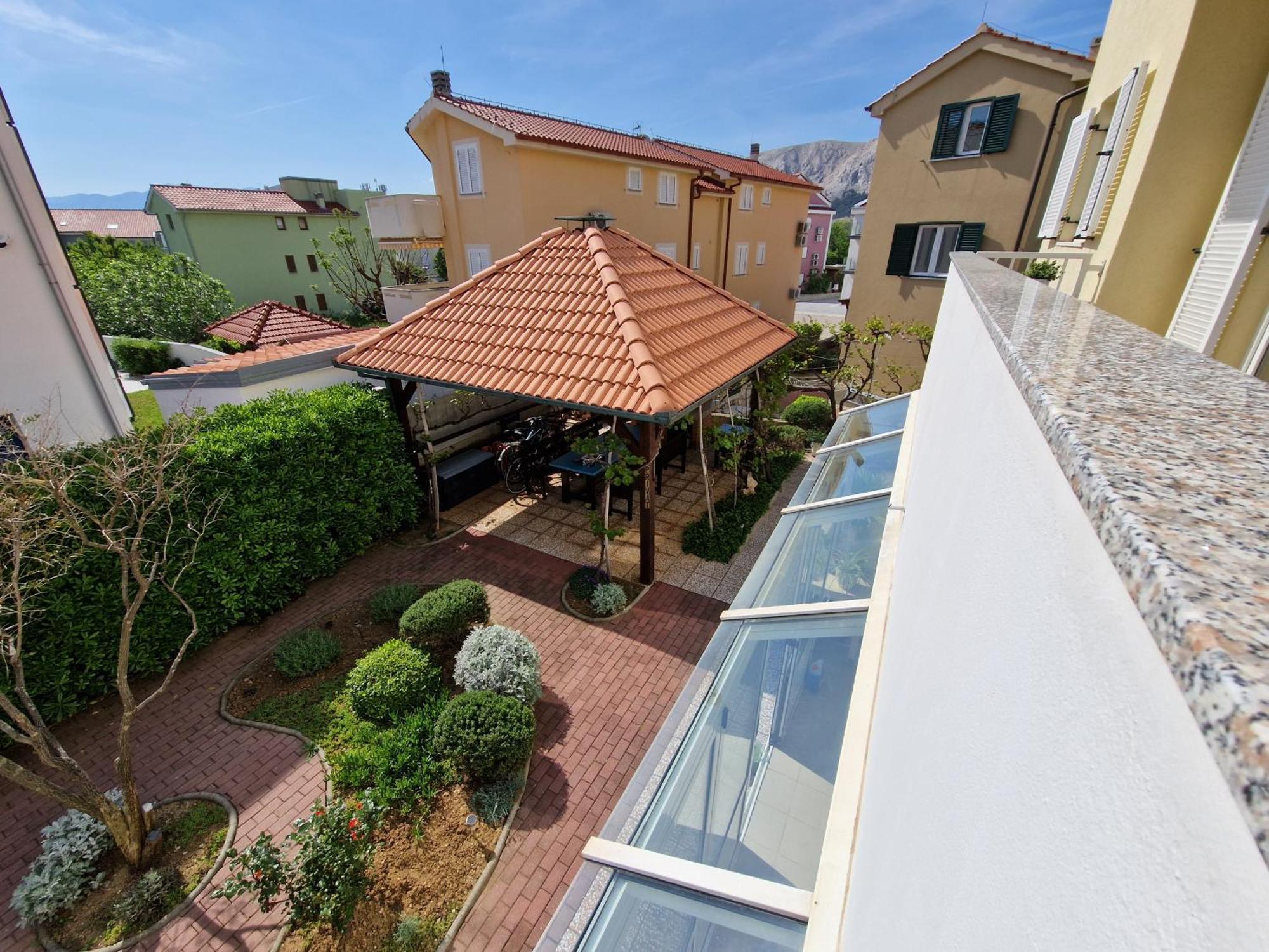 Apartments Josipa Baška Екстериор снимка